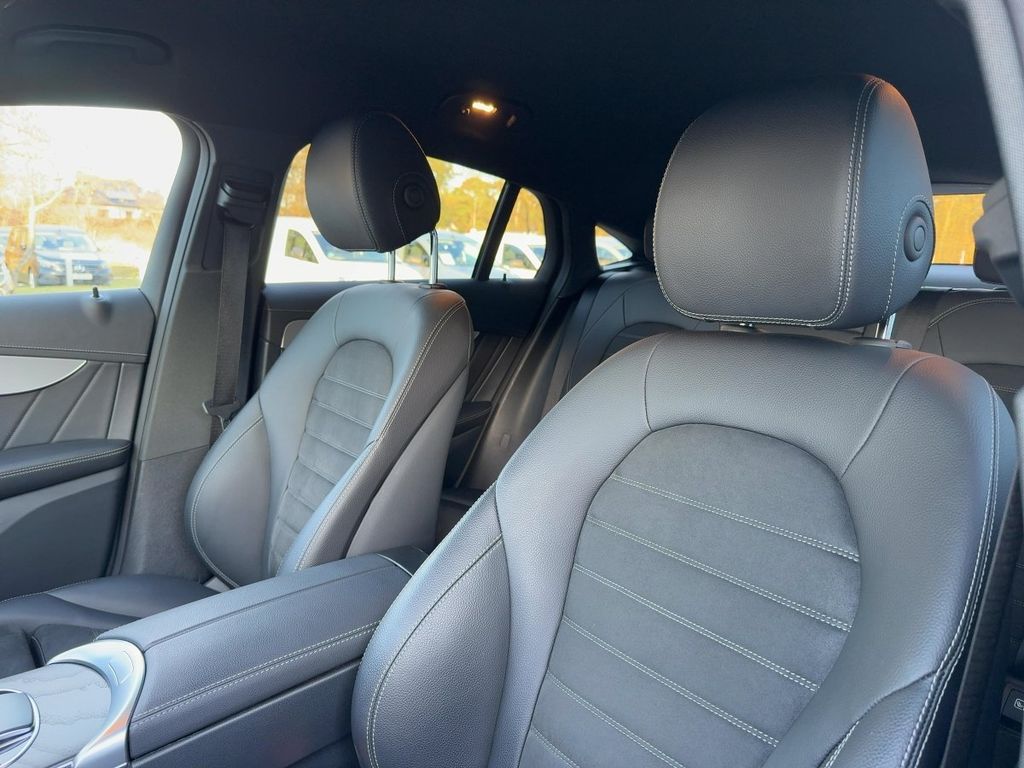 Mercedes-Benz GLC 300 2021