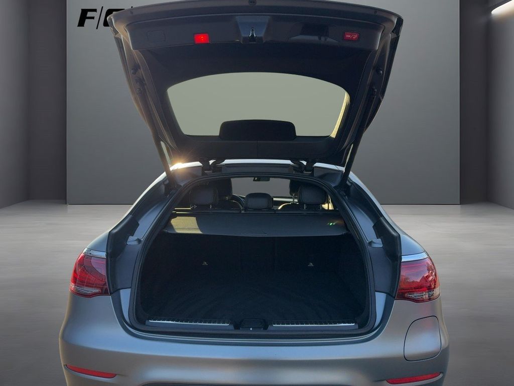 Mercedes-Benz GLC 300 2021