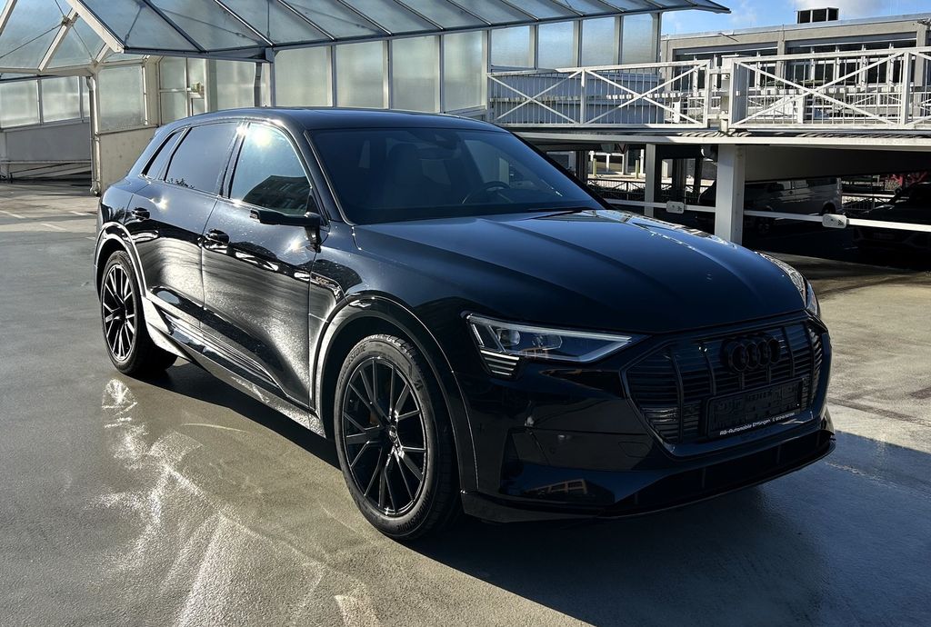 Audi e-tron 2022