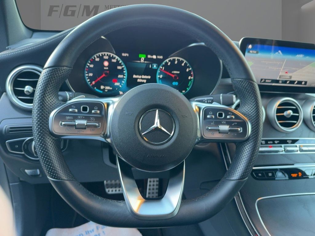 Mercedes-Benz GLC 300 2021