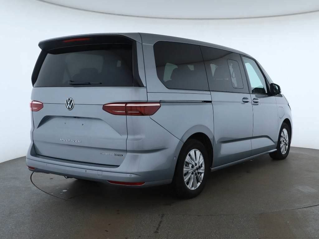 Volkswagen T7 Multivan 2025