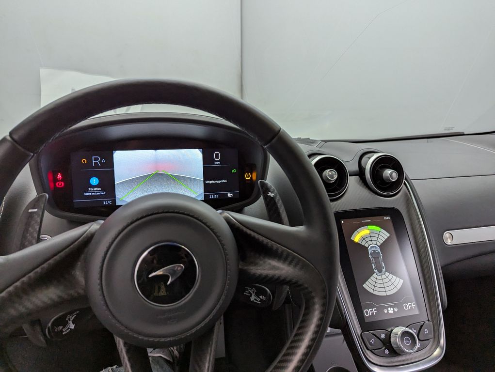McLaren GT 2023