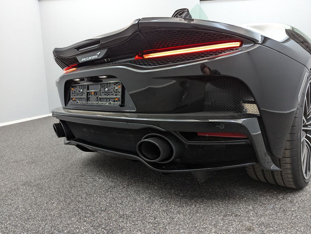 McLaren GT 2023