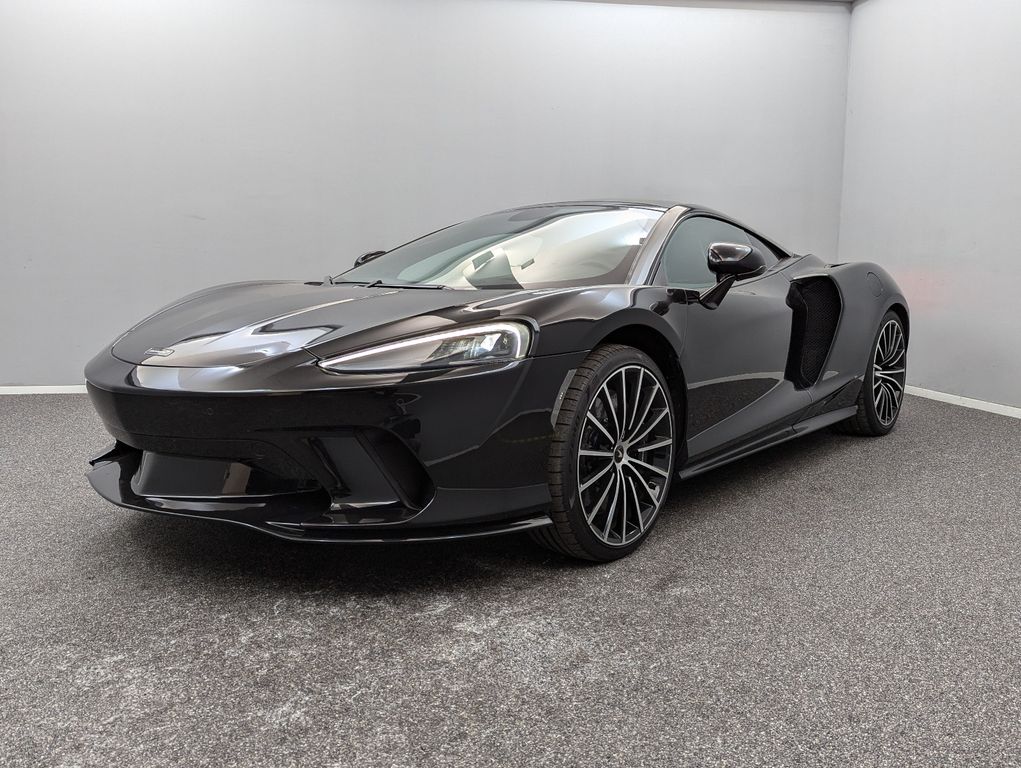 McLaren GT 2023