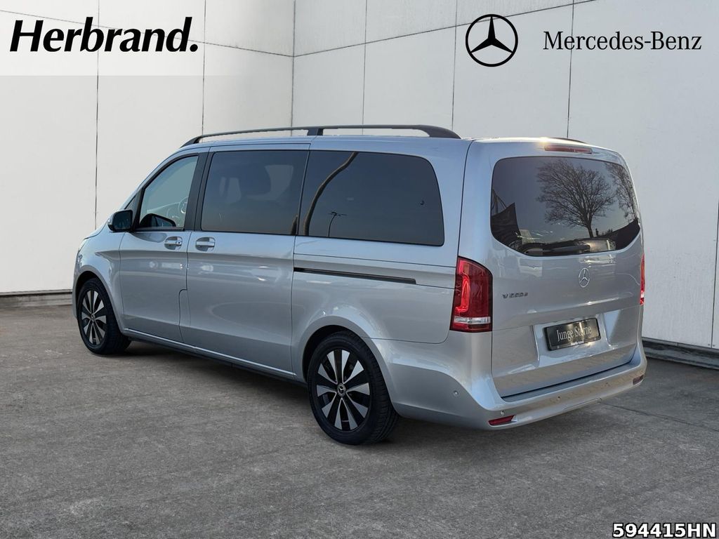 Mercedes-Benz V 220 2023