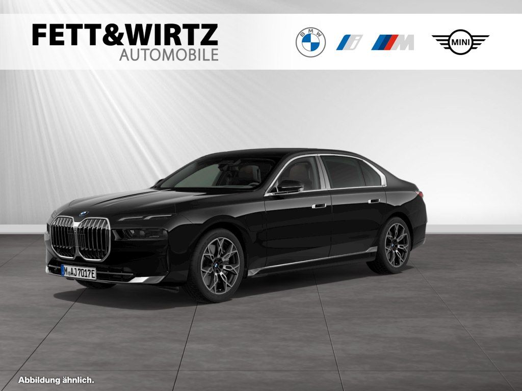 BMW 750 2024