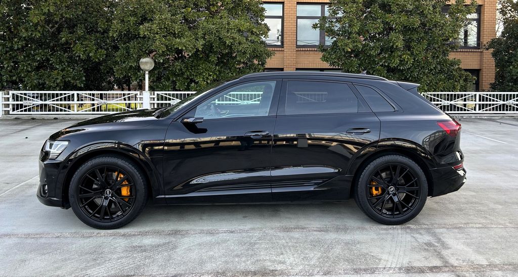 Audi e-tron 2022