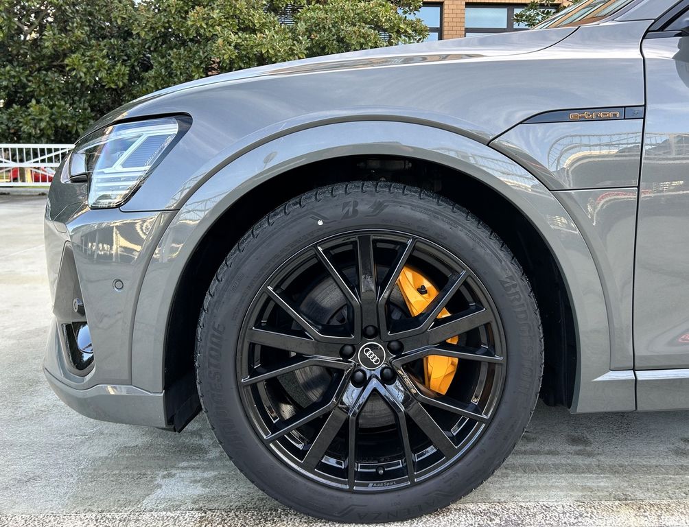Audi e-tron 2022