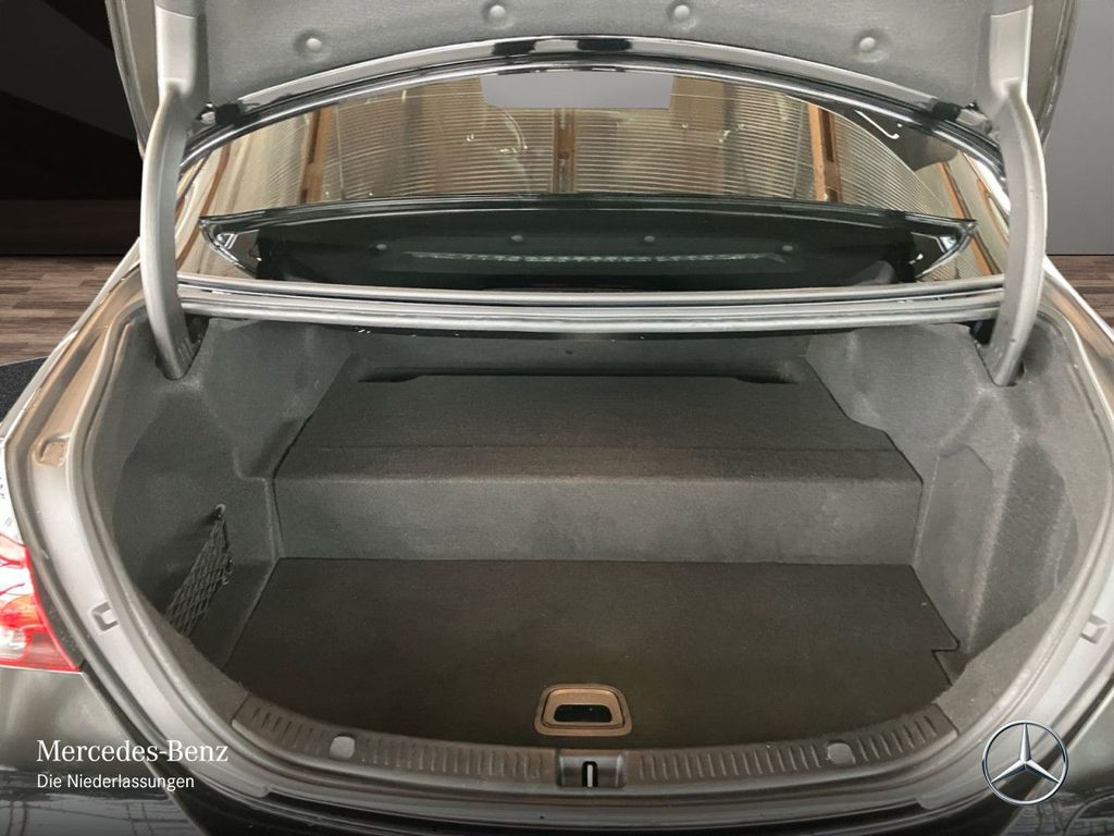 Mercedes-Benz E 300 2022