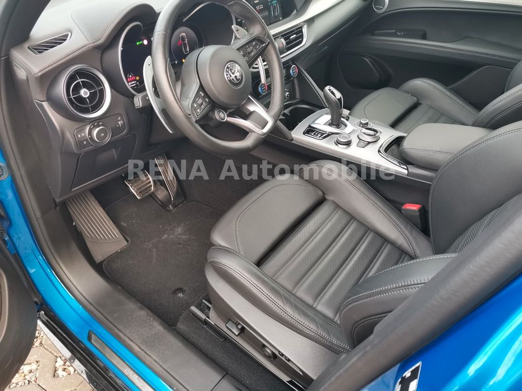 Alfa Romeo Stelvio 2023