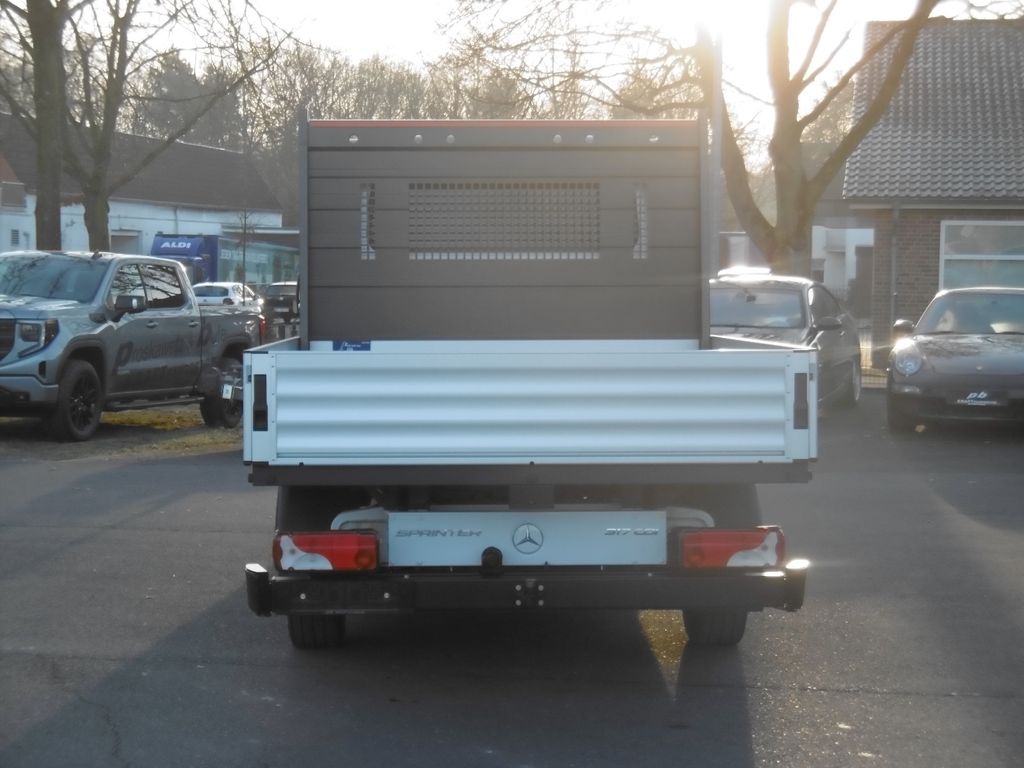 Mercedes-Benz Sprinter 2025