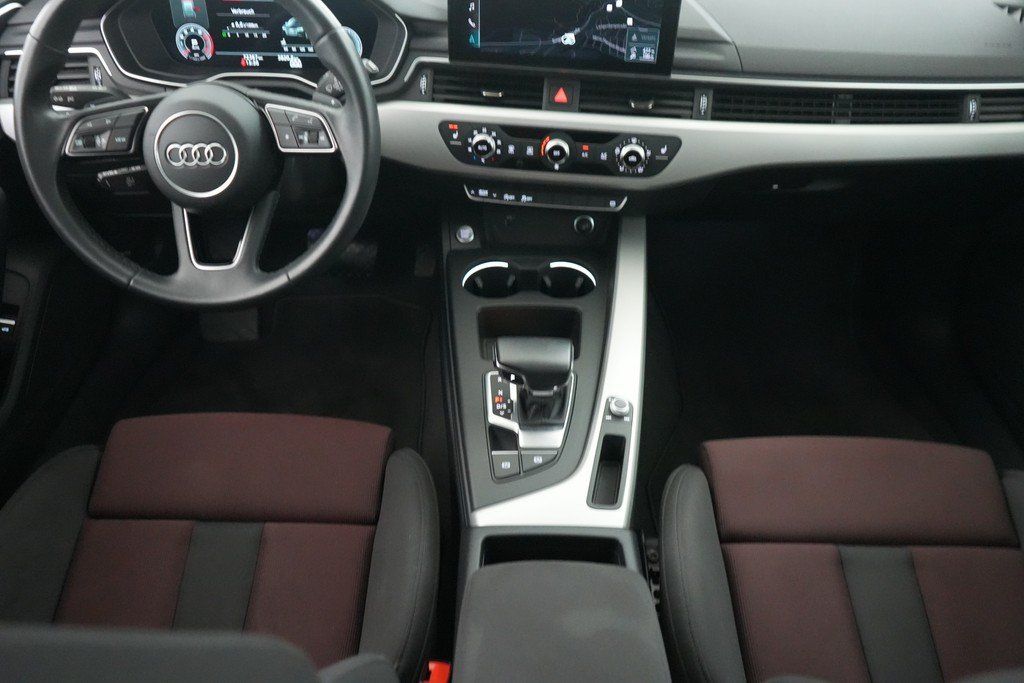 Audi A4 2021