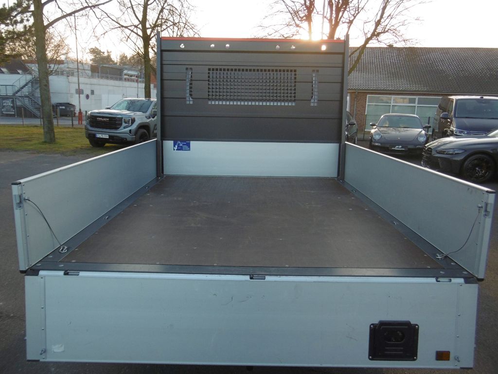 Mercedes-Benz Sprinter 2025