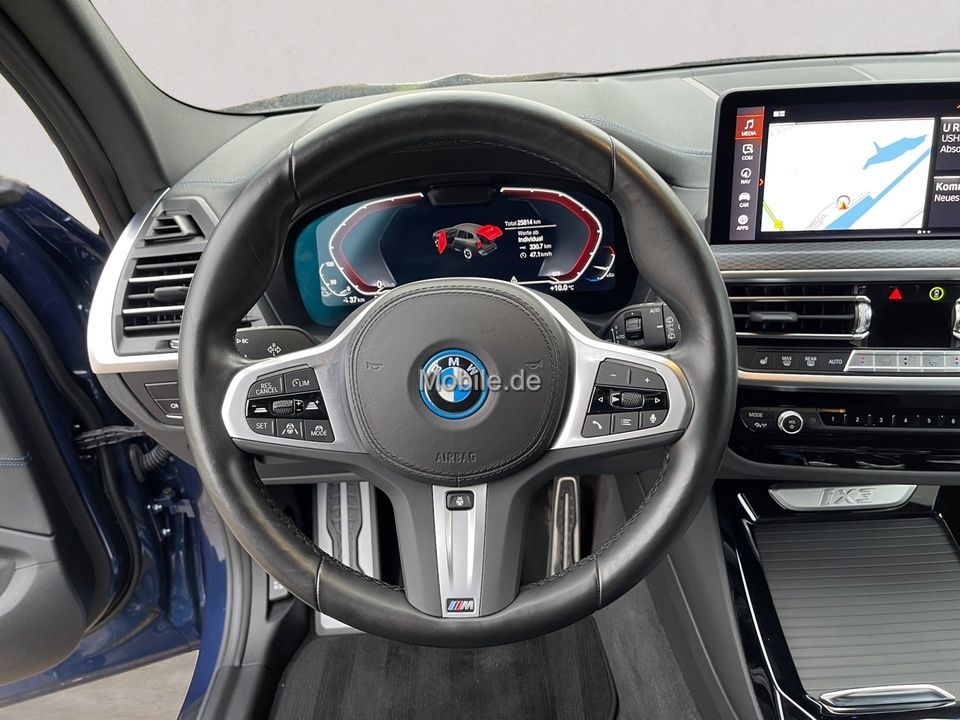 BMW iX3 2023