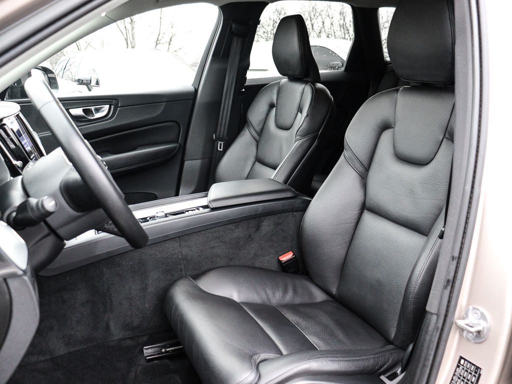 Volvo XC60 2023