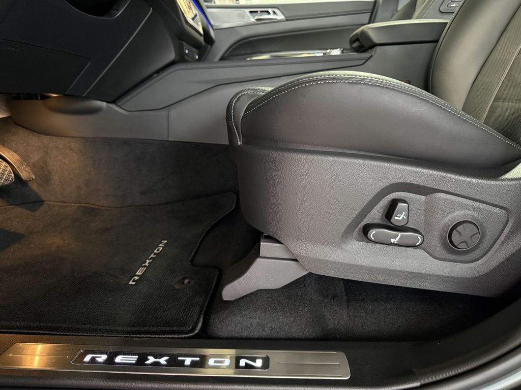 KGM Rexton 2025