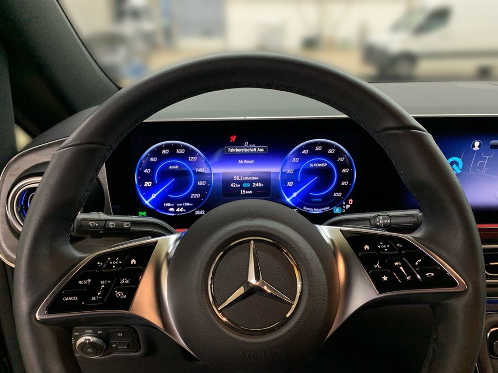 Mercedes-Benz EQV 2025