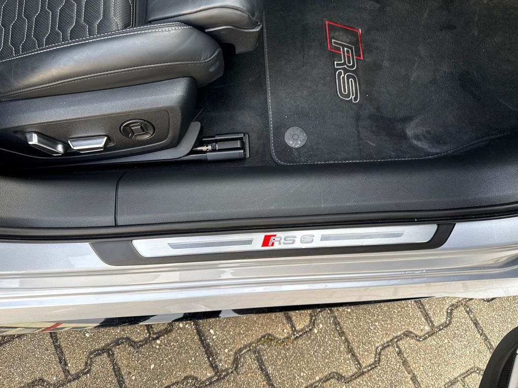 Audi RS6 2022