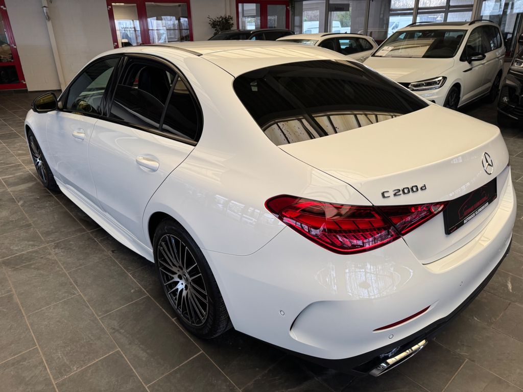 Mercedes-Benz C 200 2025