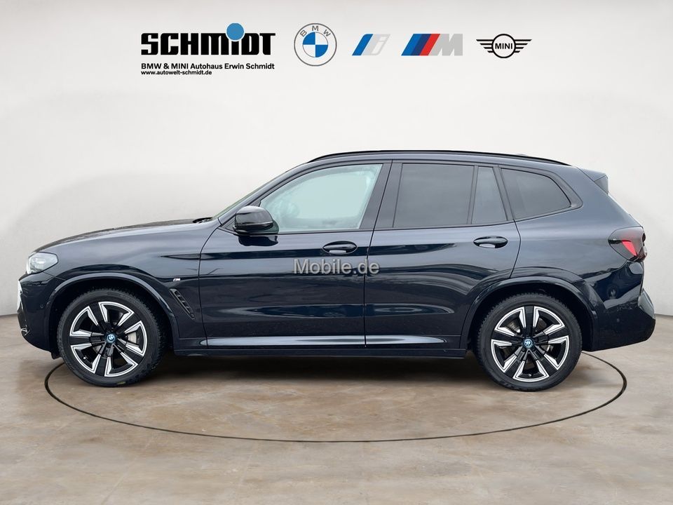 BMW iX3 2023