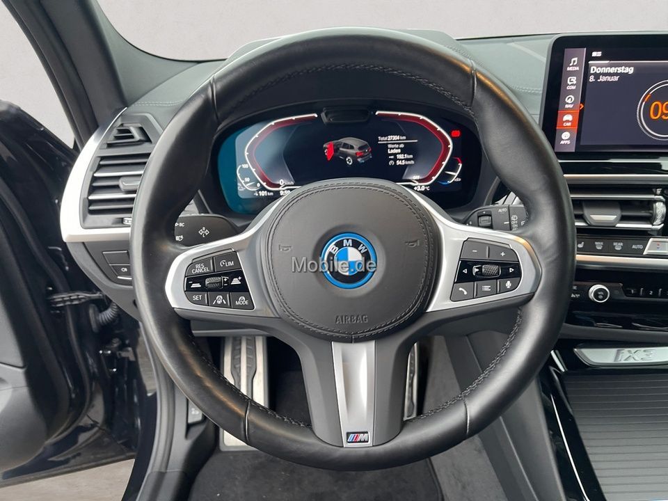 BMW iX3 2023