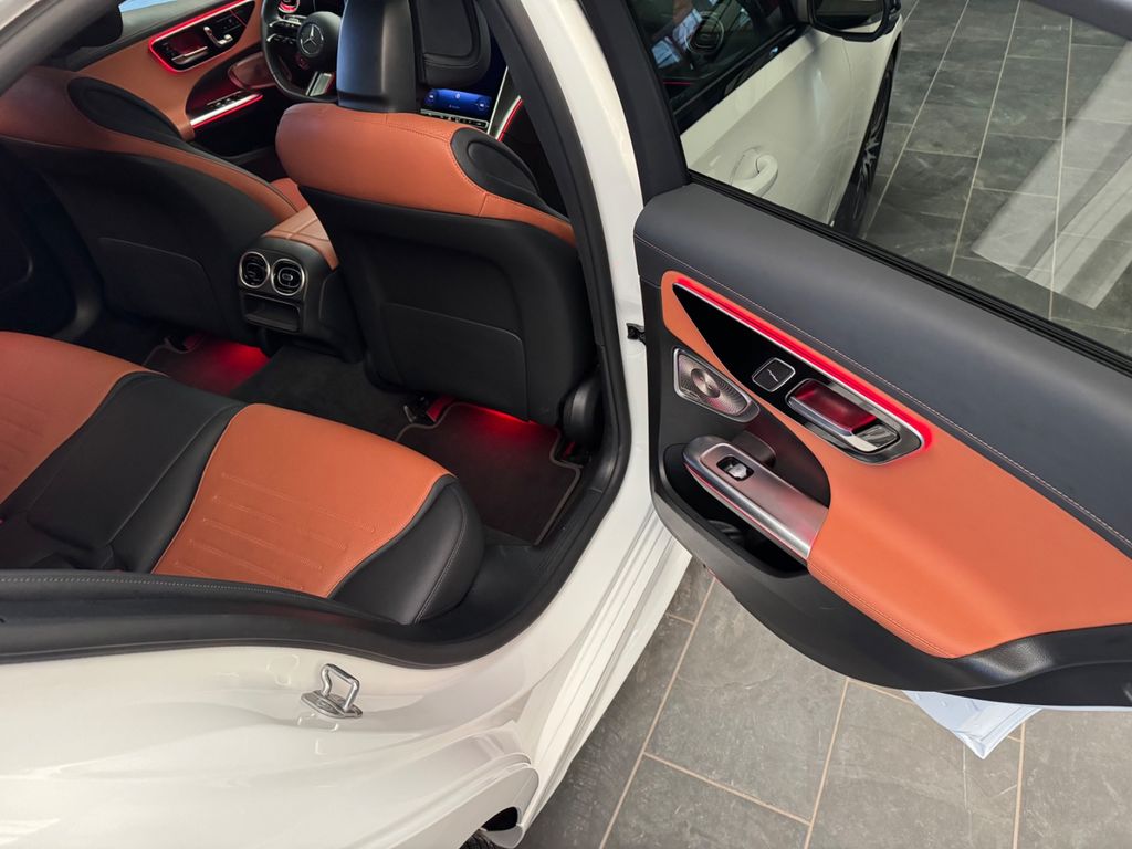 Mercedes-Benz C 200 2025