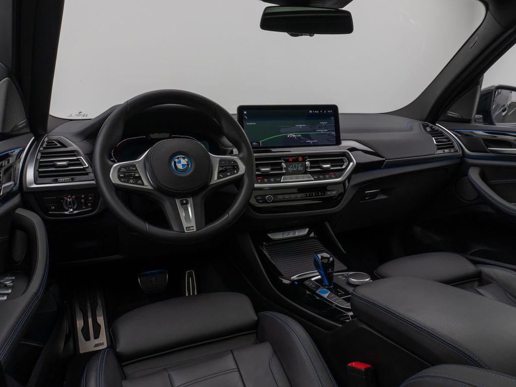 BMW iX3 2022
