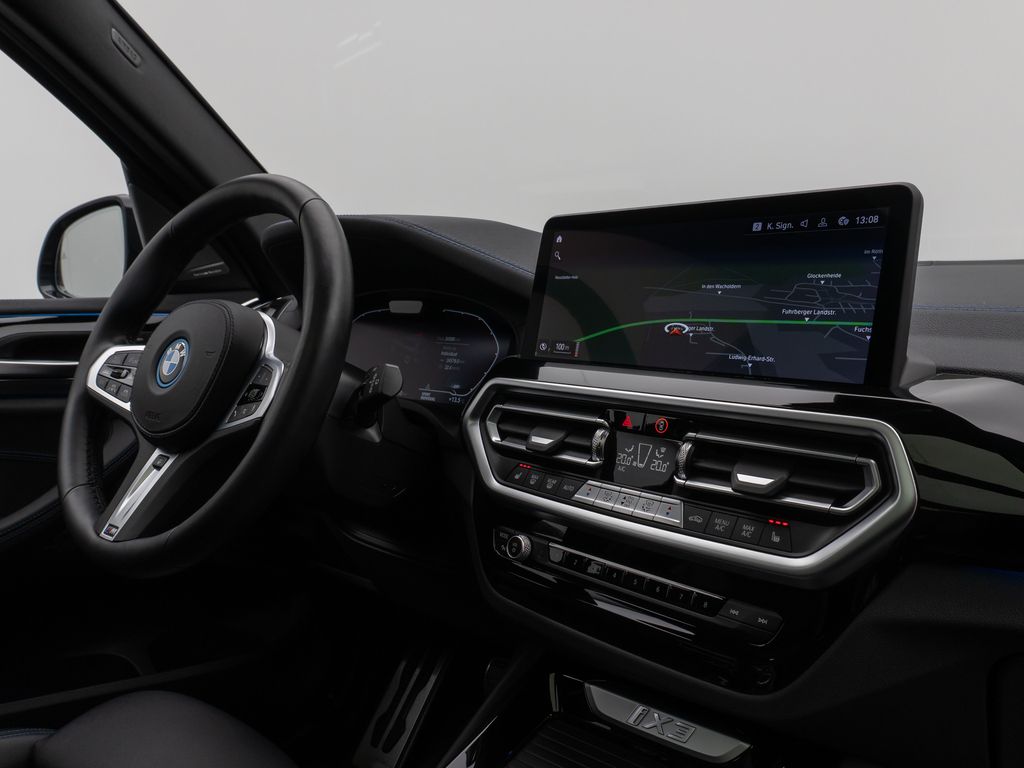 BMW iX3 2022