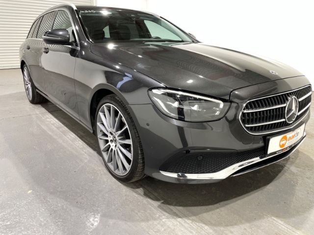 Mercedes-Benz E 220 2022