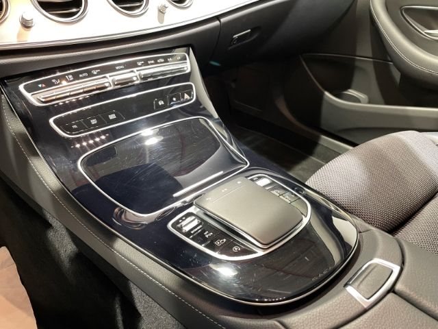 Mercedes-Benz E 220 2022