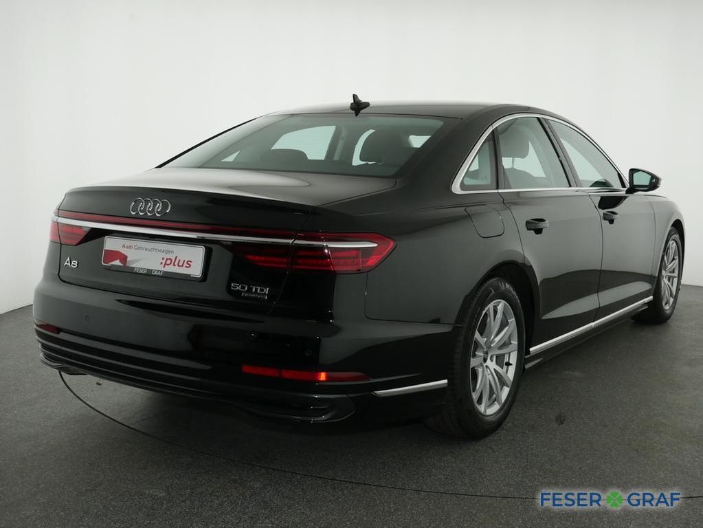 Audi A8 2023