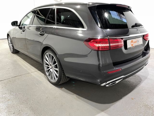 Mercedes-Benz E 220 2022