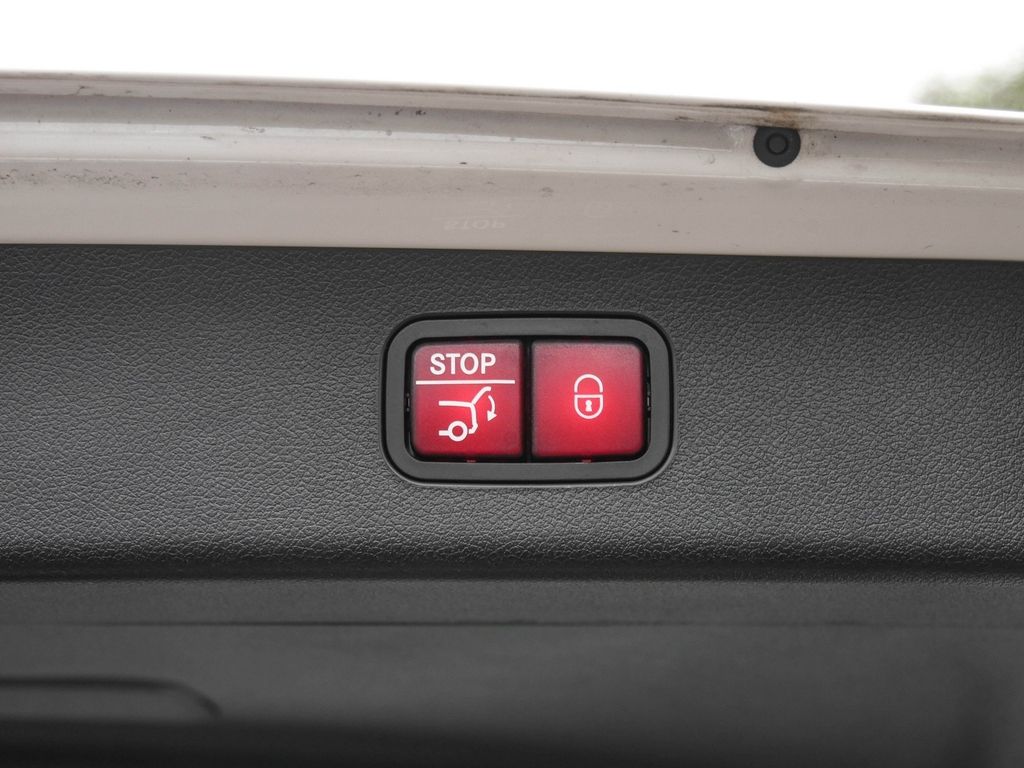 Mercedes-Benz E 300 2024