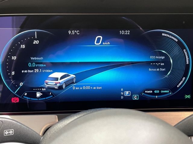 Mercedes-Benz E 220 2022