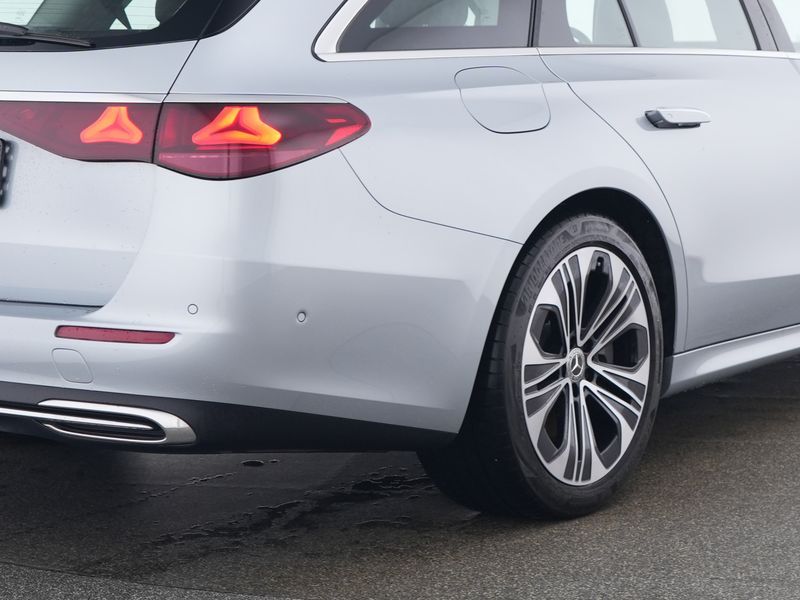 Mercedes-Benz E 300 2024