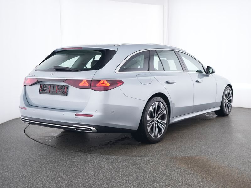 Mercedes-Benz E 300 2024