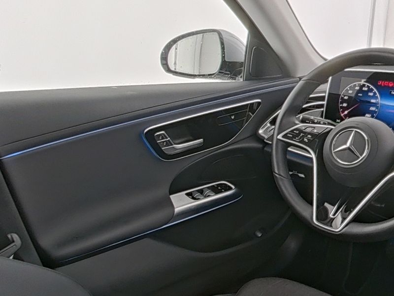 Mercedes-Benz E 300 2024