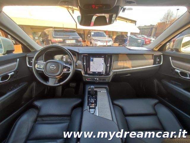 Volvo V90 Cross Country 2021