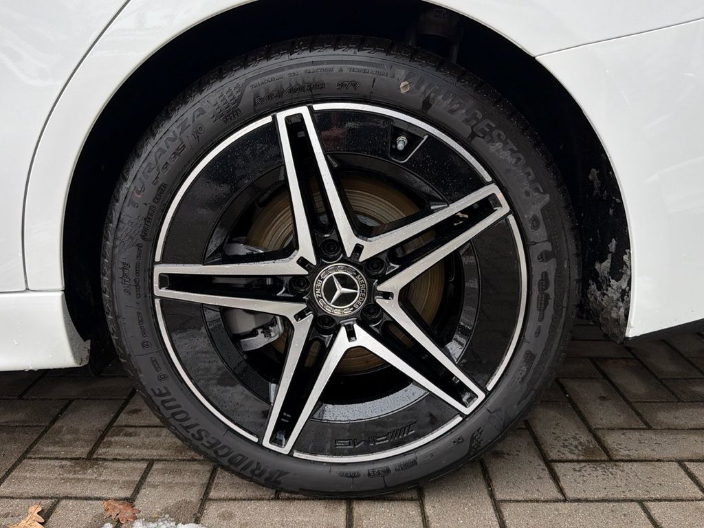 Mercedes-Benz C 220 2026