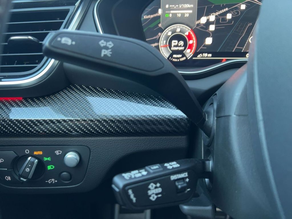 Audi SQ5 2023