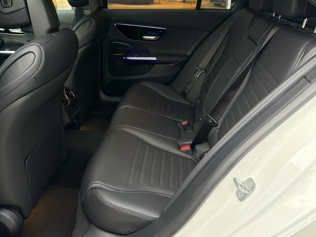 Mercedes-Benz C 220 2026