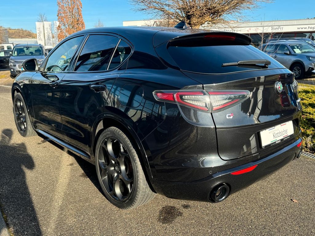 Alfa Romeo Stelvio 2024