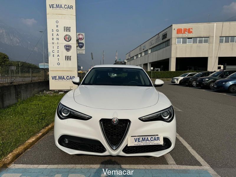 Alfa Romeo Stelvio 2021