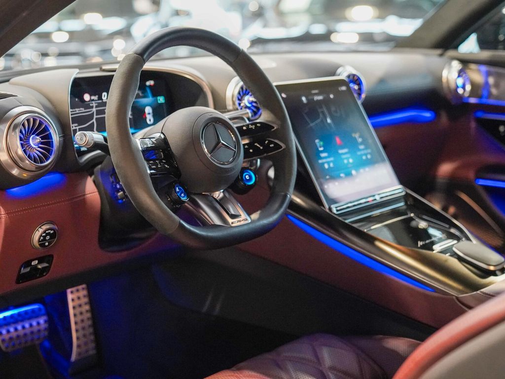 Mercedes-Benz AMG GT 2024