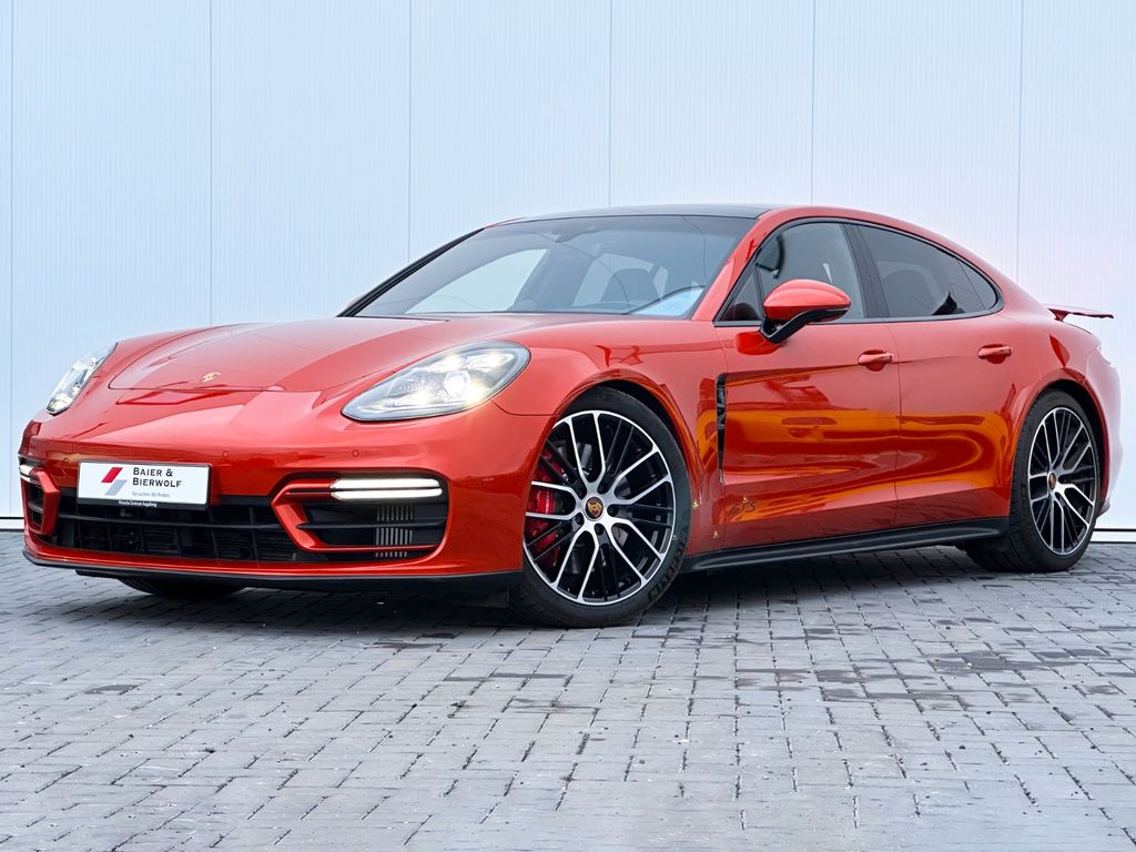 Porsche Panamera 2021