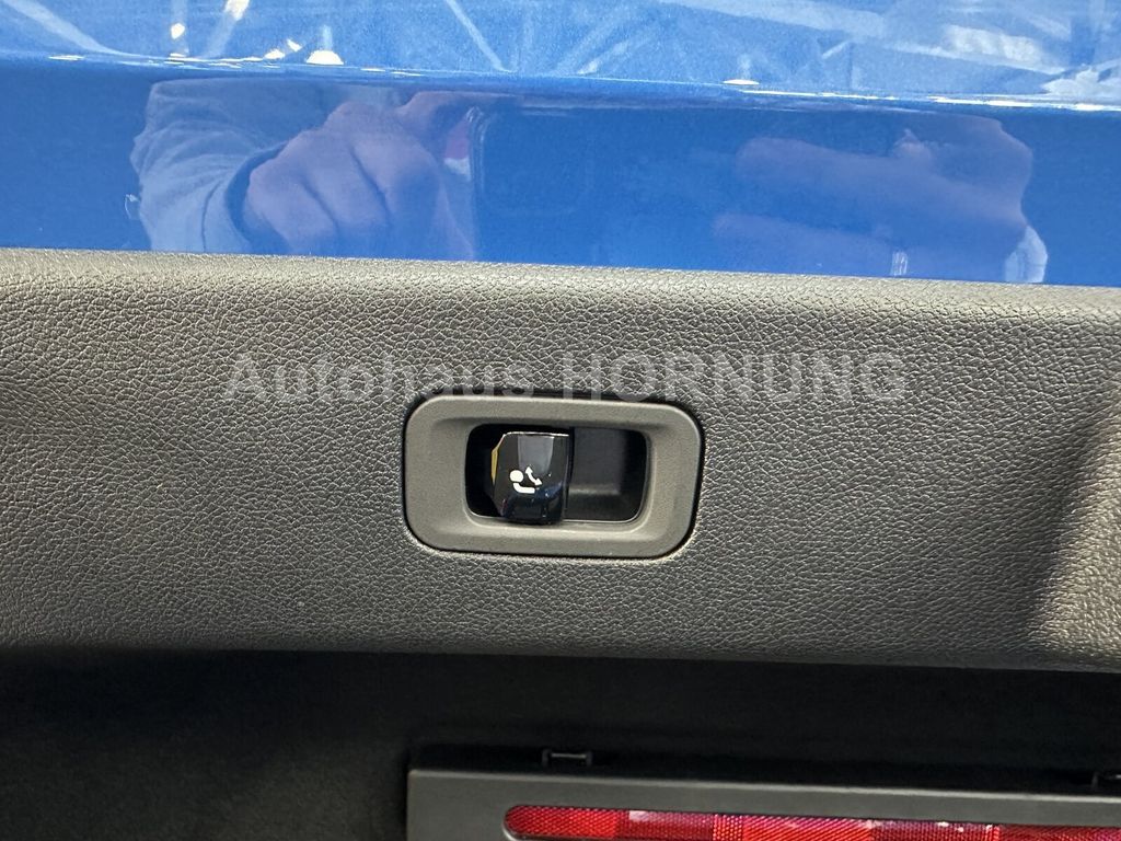 Mercedes-Benz CLA 350 2025