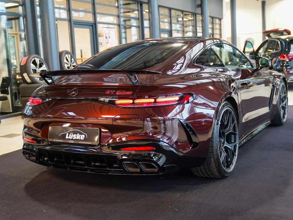 Mercedes-Benz AMG GT 2024