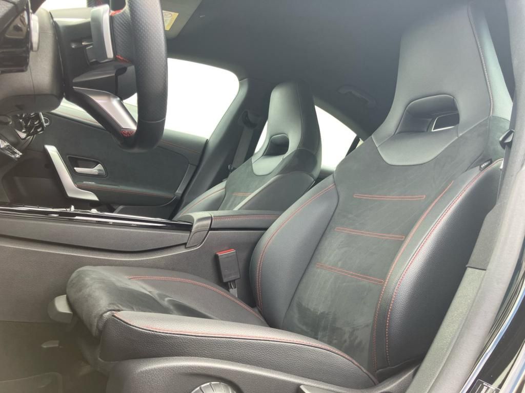 Mercedes-Benz CLA 220 2024