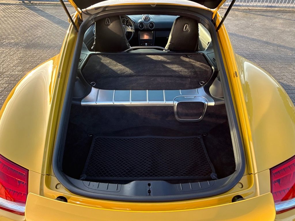 Porsche Cayman 2009
