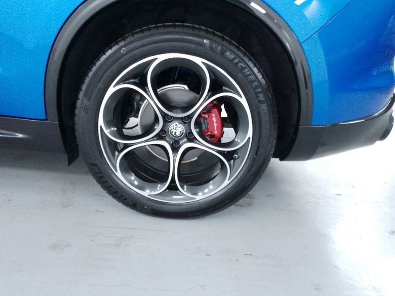 Alfa Romeo Stelvio 2024